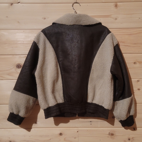 Bernie Bernardo Faux Sherpa Bomber Jacket Size XL 24x24 - Picture 2 of 3